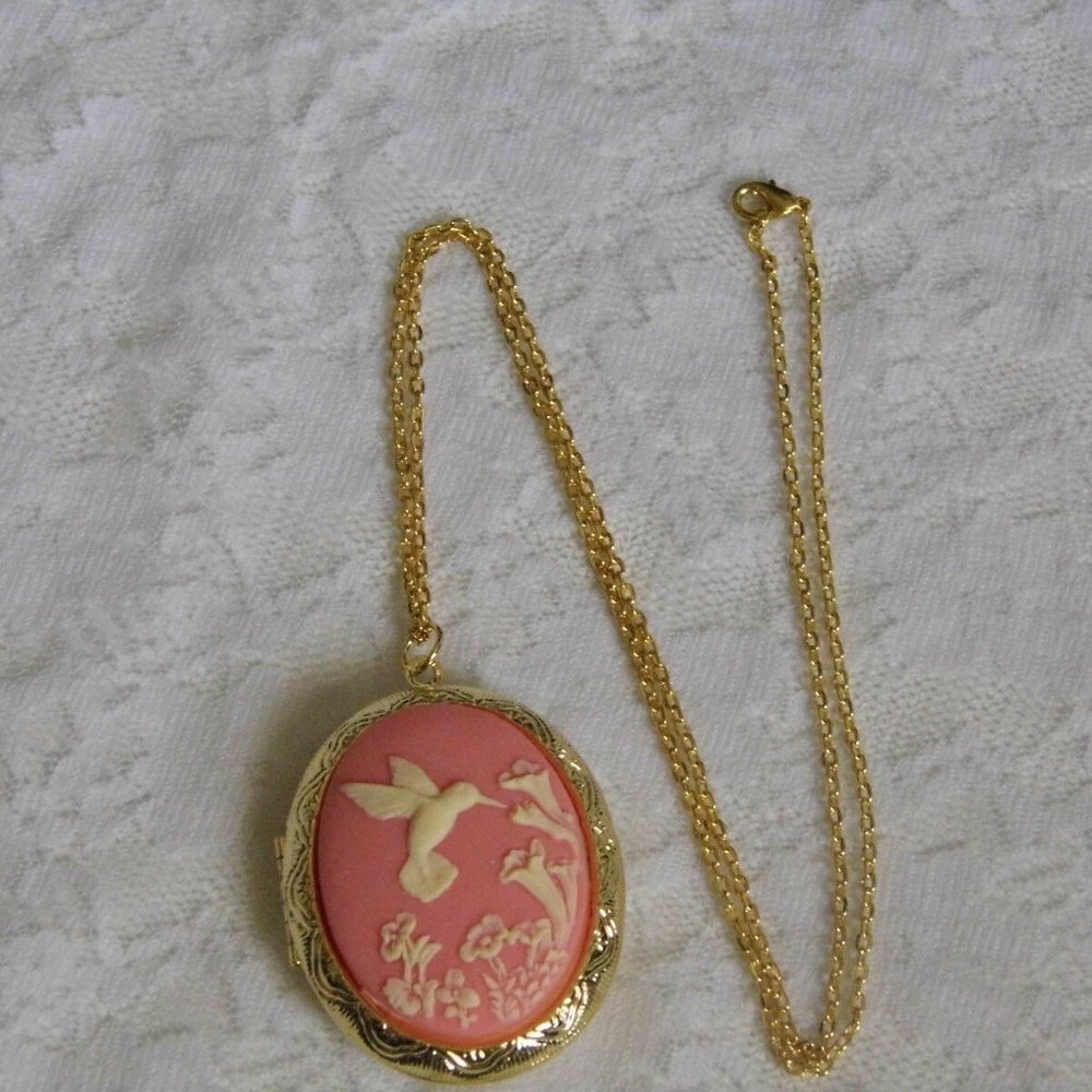 Pink Hummingbird Bird Locket Necklace Anniversary - Picture 2 of 4
